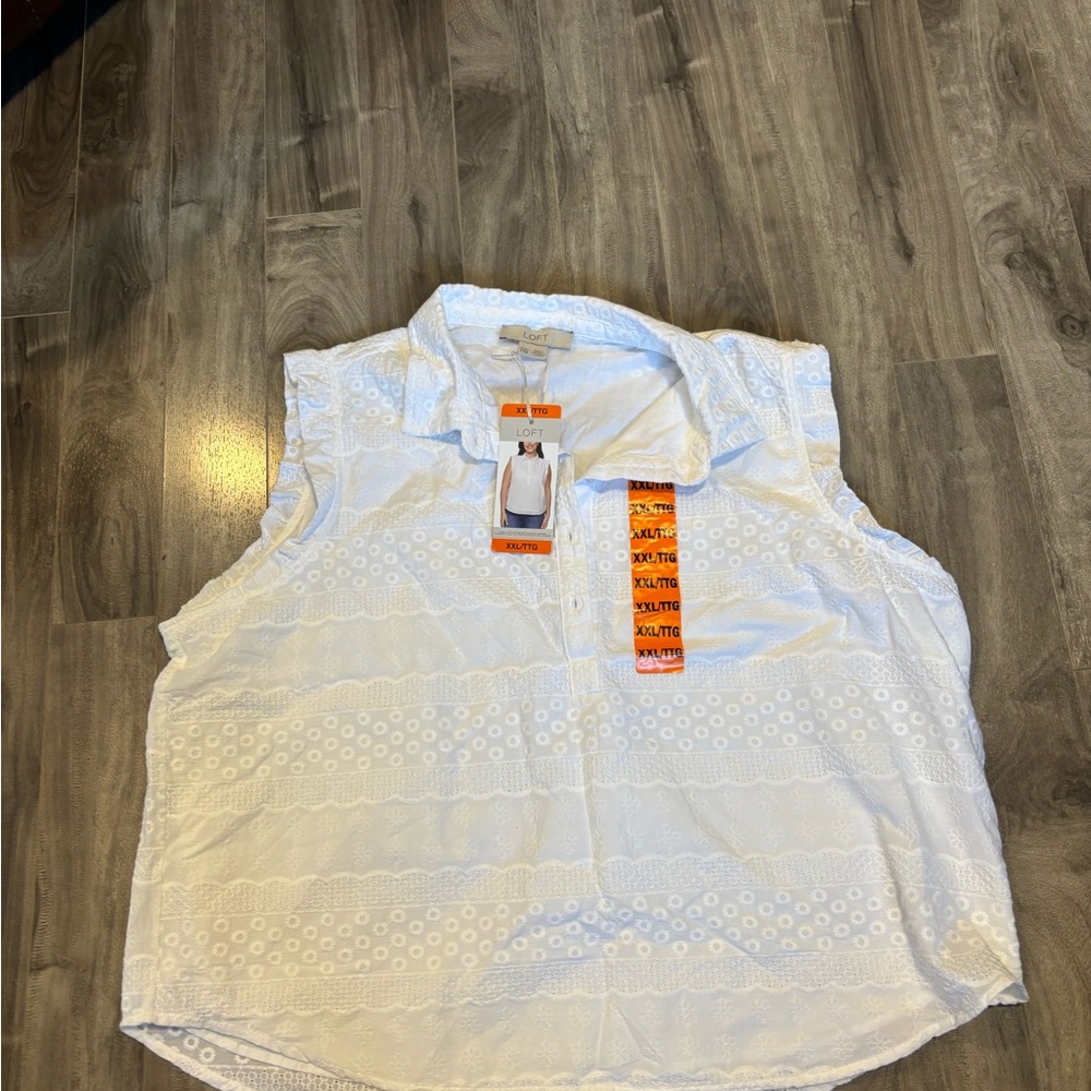 LOFT White Textured Sleeveless Top